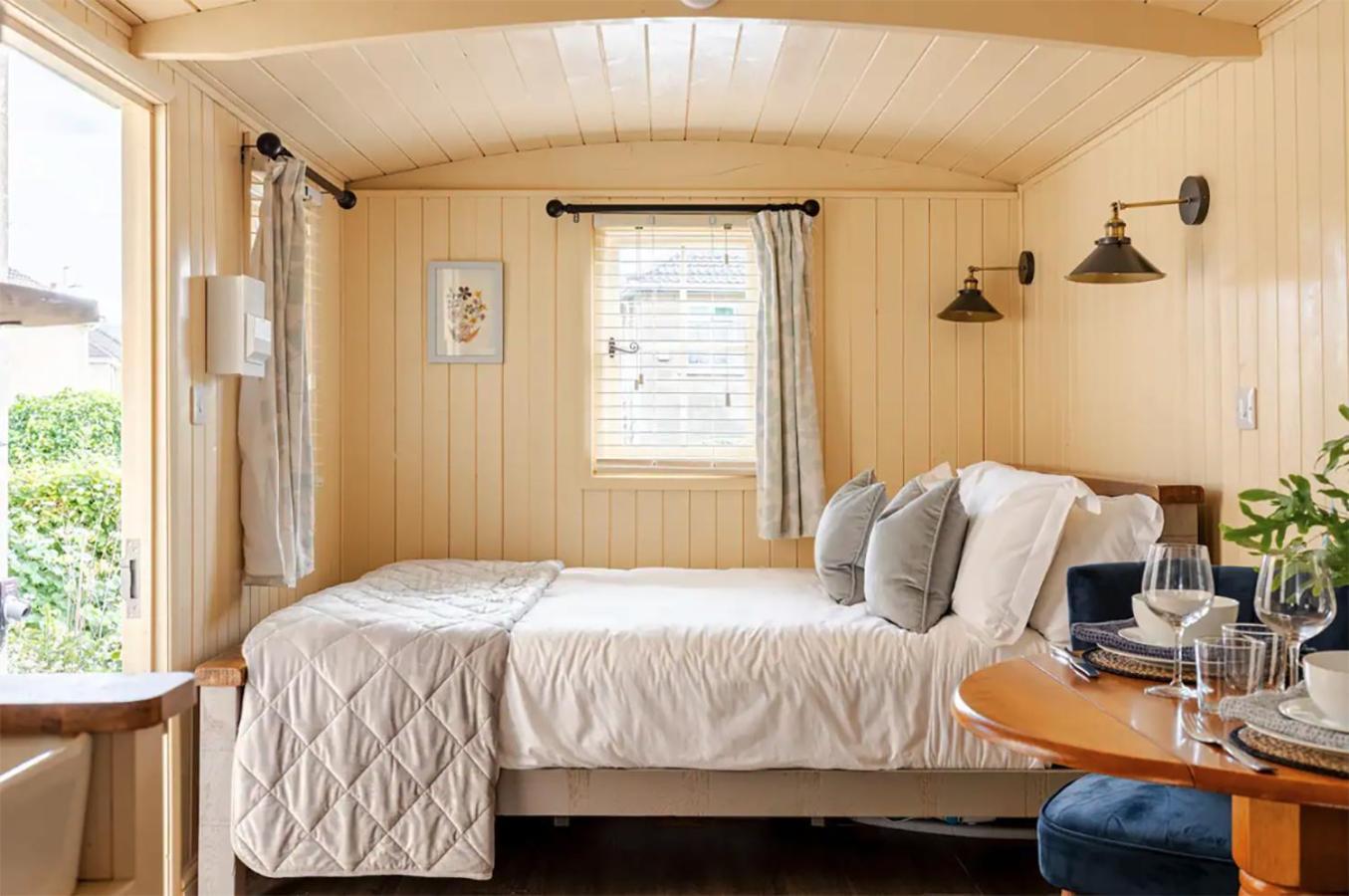 Shepherd'S Hut, Bath Exterior foto